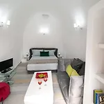 Elite Santorini * Emborió