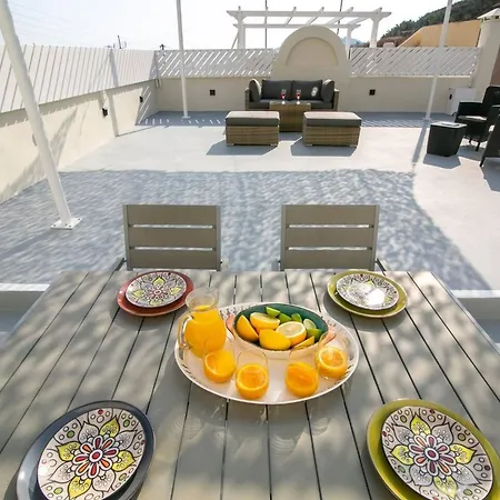 Elite Santorini Apartment *
