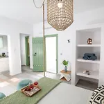 Elite Santorini